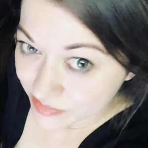 Meet your Posher, Diana